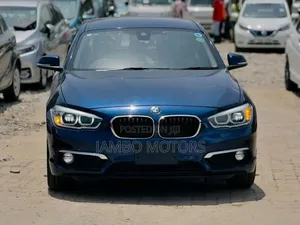 BMW 118i 2019 Blue