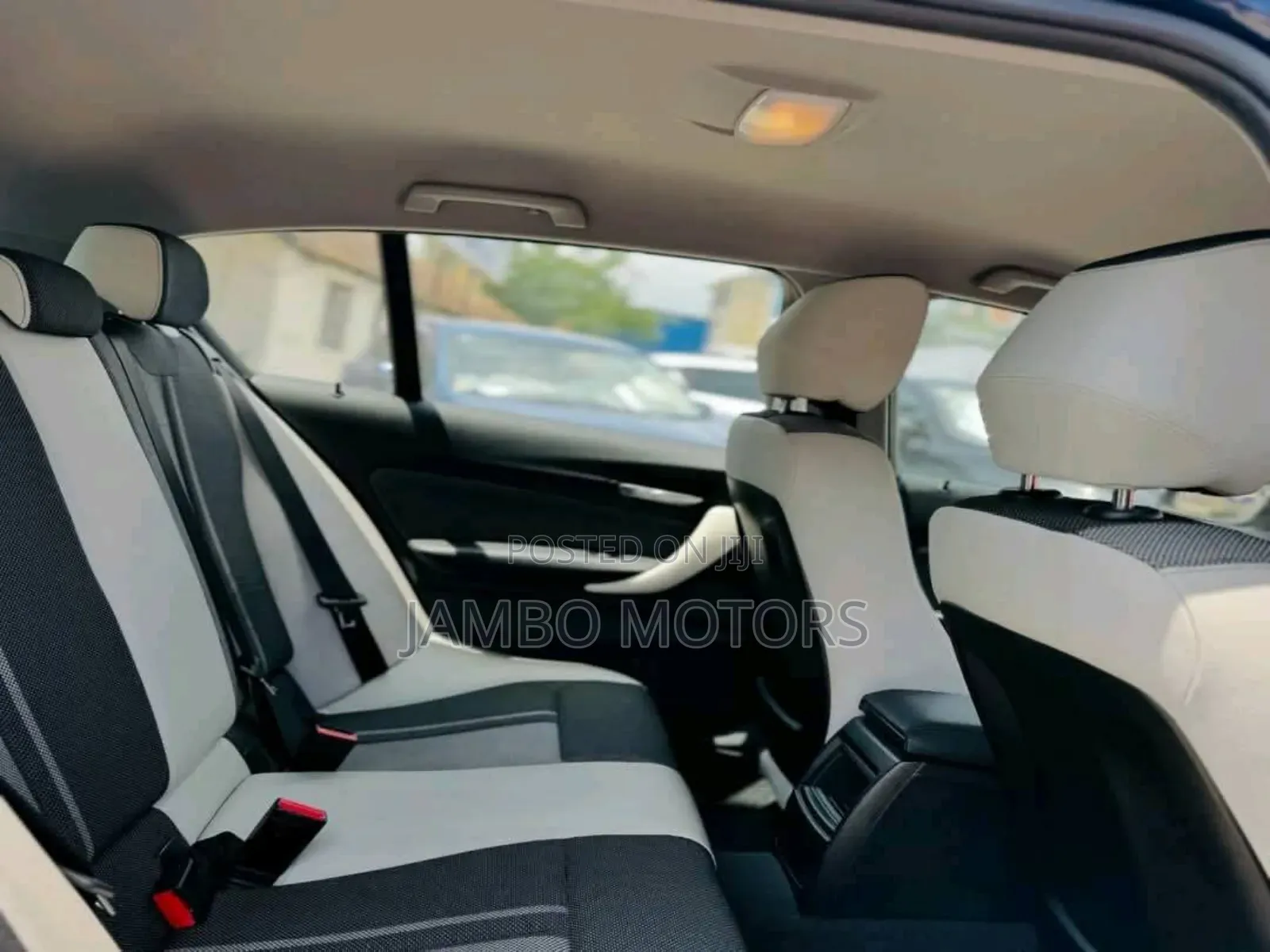 BMW 118i 2019 Blue