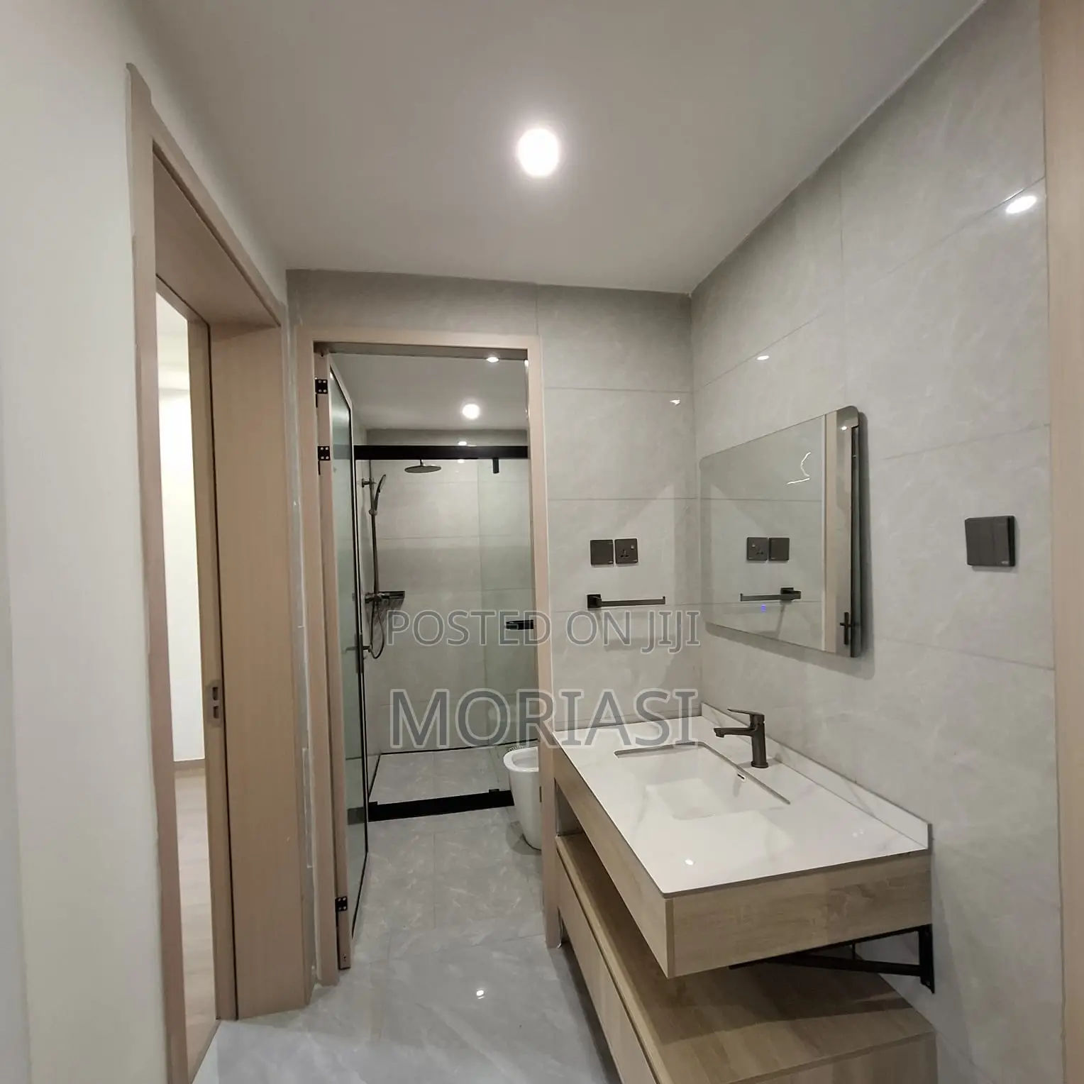 2bdrm Condo in Riverside One for rent