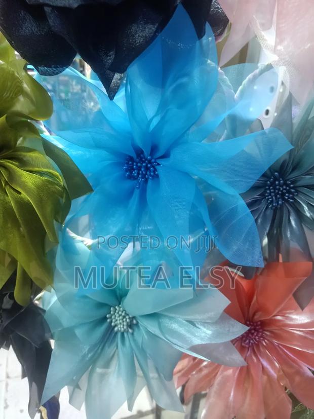 Multicoloured Flowers Fascinators - thumbnail 5