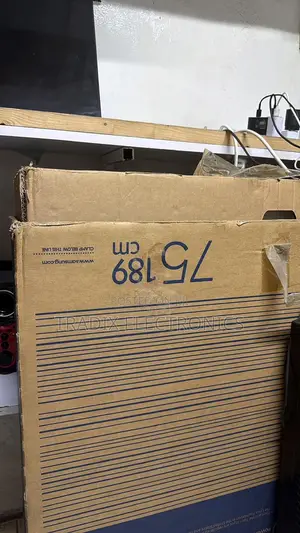 Samsung 75” Tv