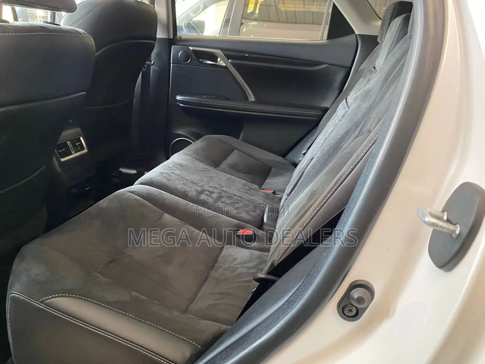 Lexus RX 300 2WD 2018 White