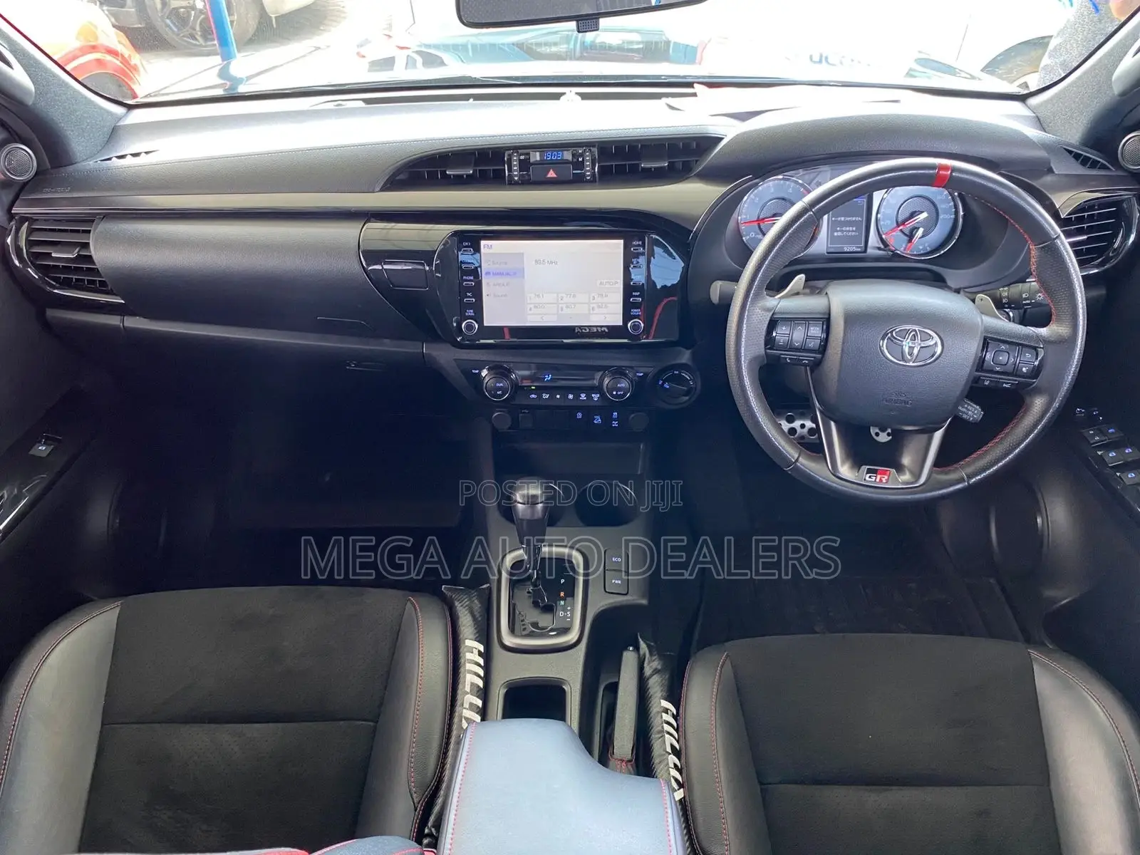 Toyota Hilux 2023 Black