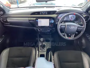 Toyota Hilux 2023 Black