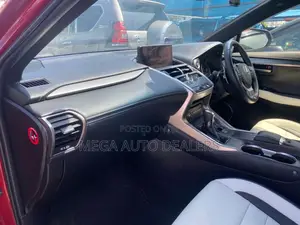 Lexus NX 300h FWD 2018 Red