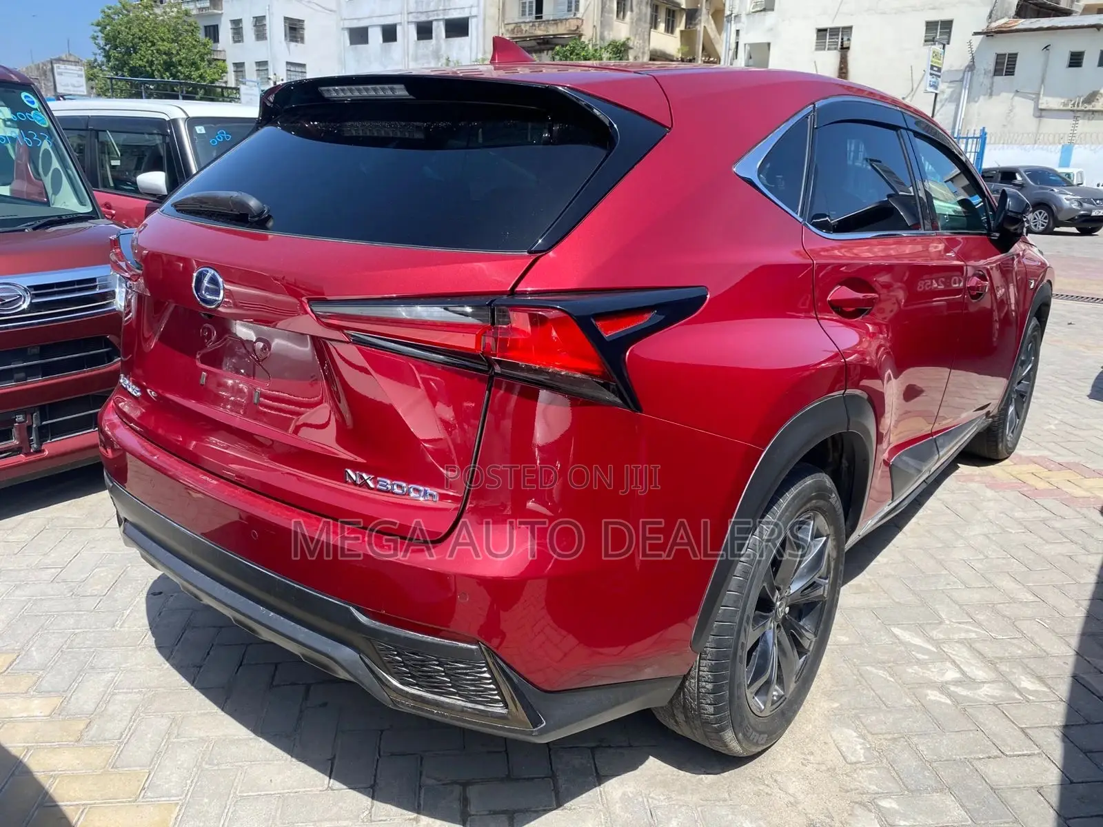 Lexus NX 300h FWD 2018 Red