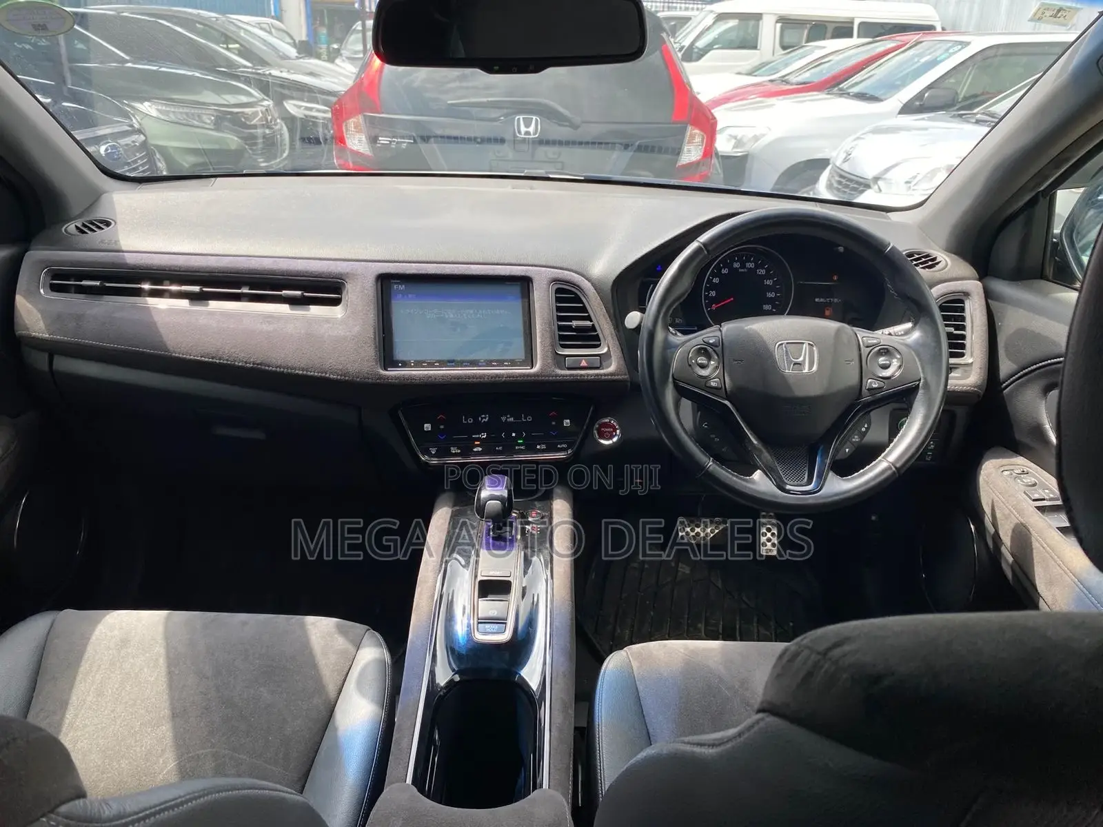 Honda Vezel 2018 White