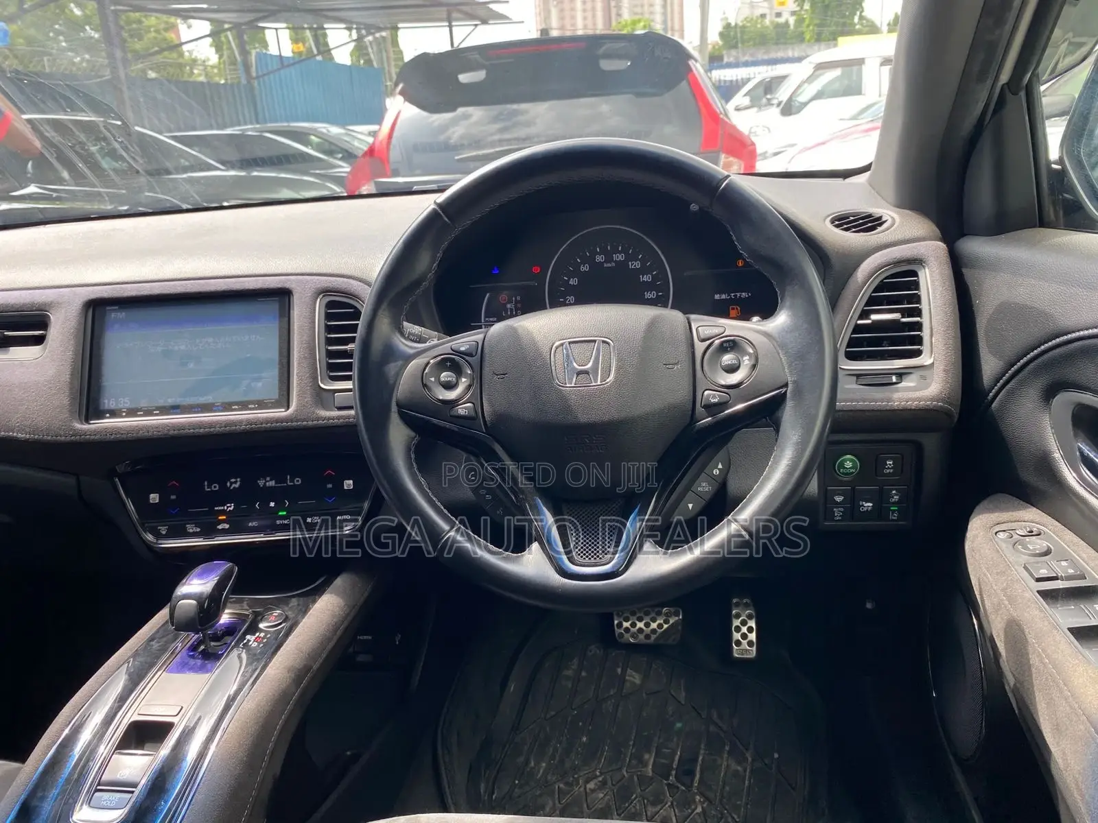 Honda Vezel 2018 White