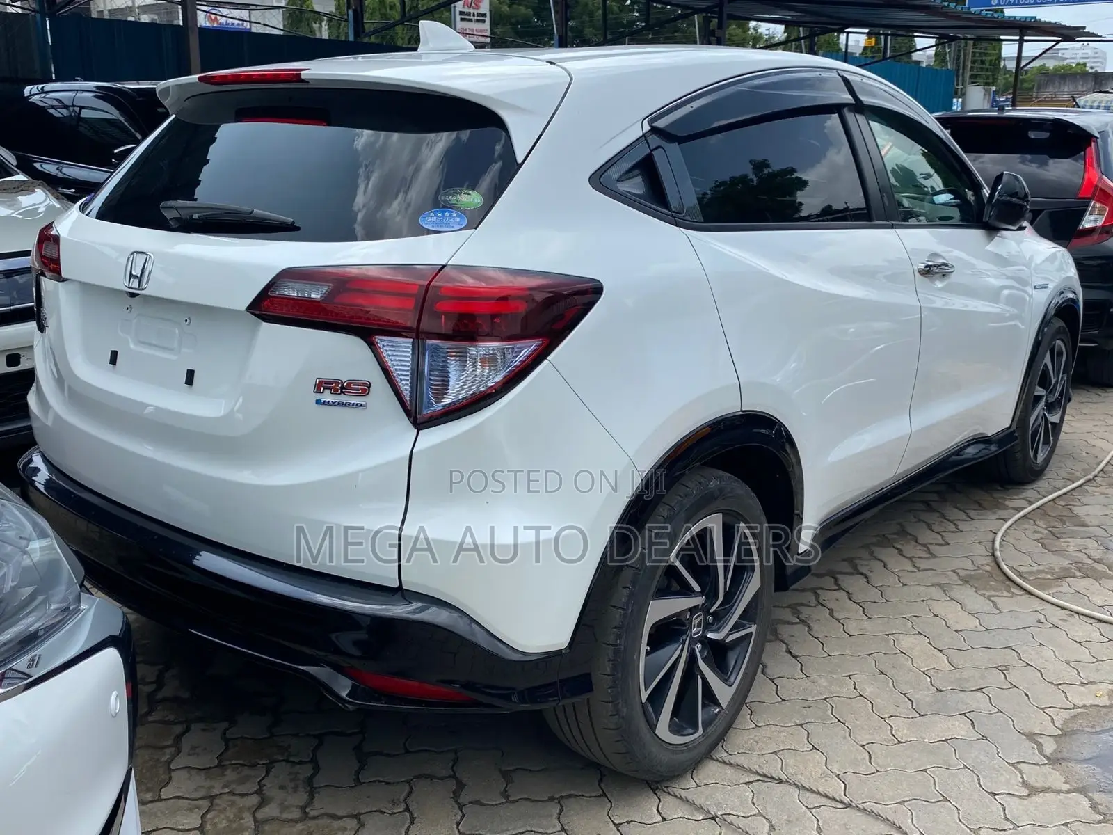 Honda Vezel 2018 White