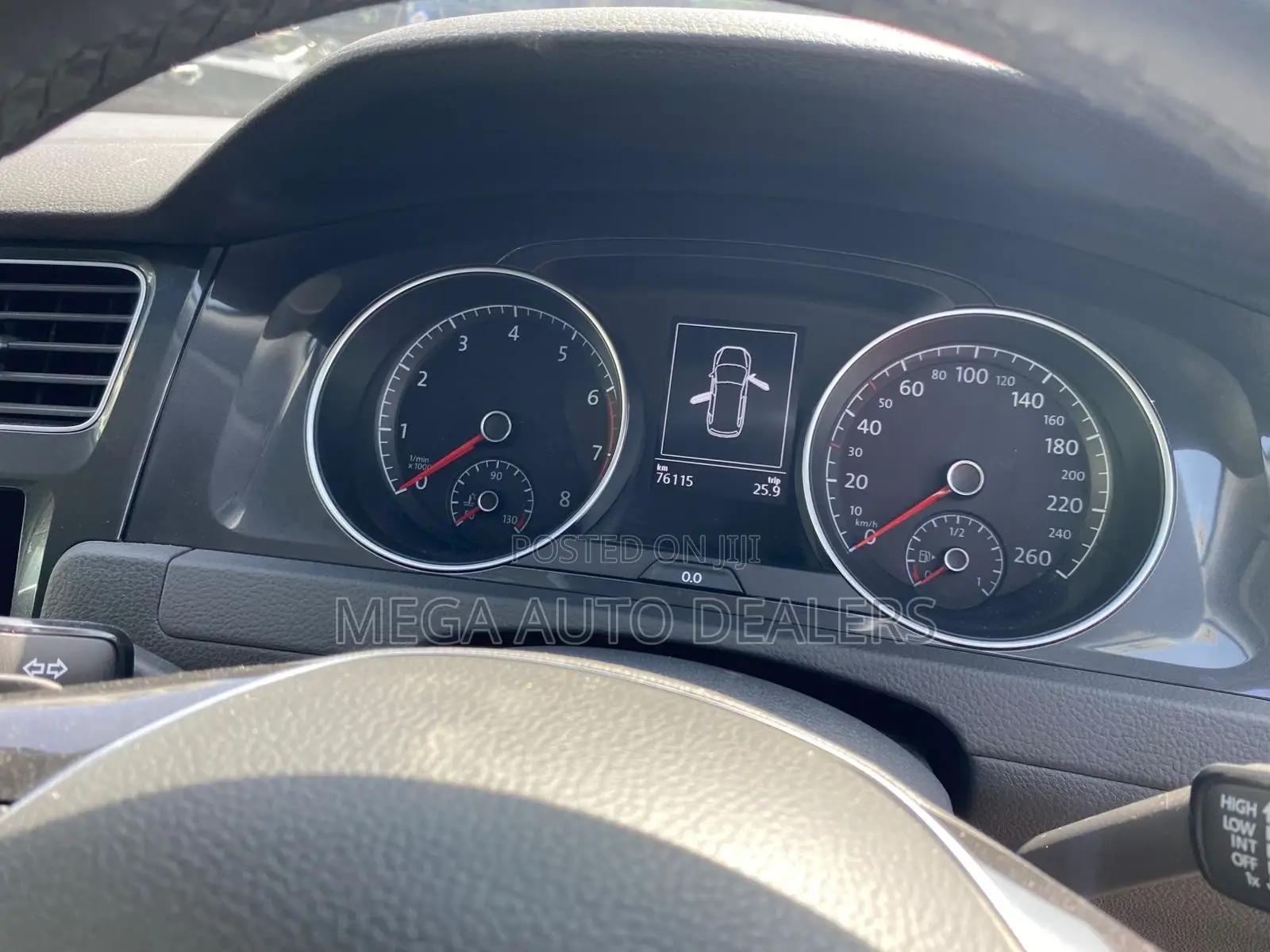 Volkswagen Golf 2018 Gold
