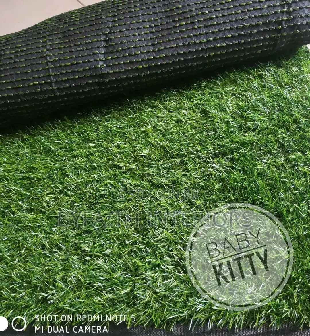 Long-Lasting Grass Carpets