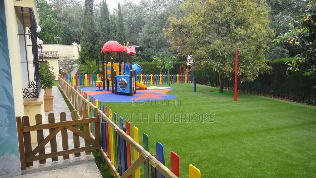 Long-Lasting Grass Carpets