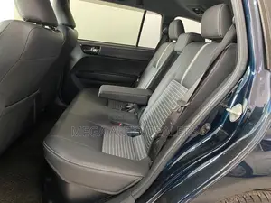 Toyota Corolla Fielder 2018 Blue