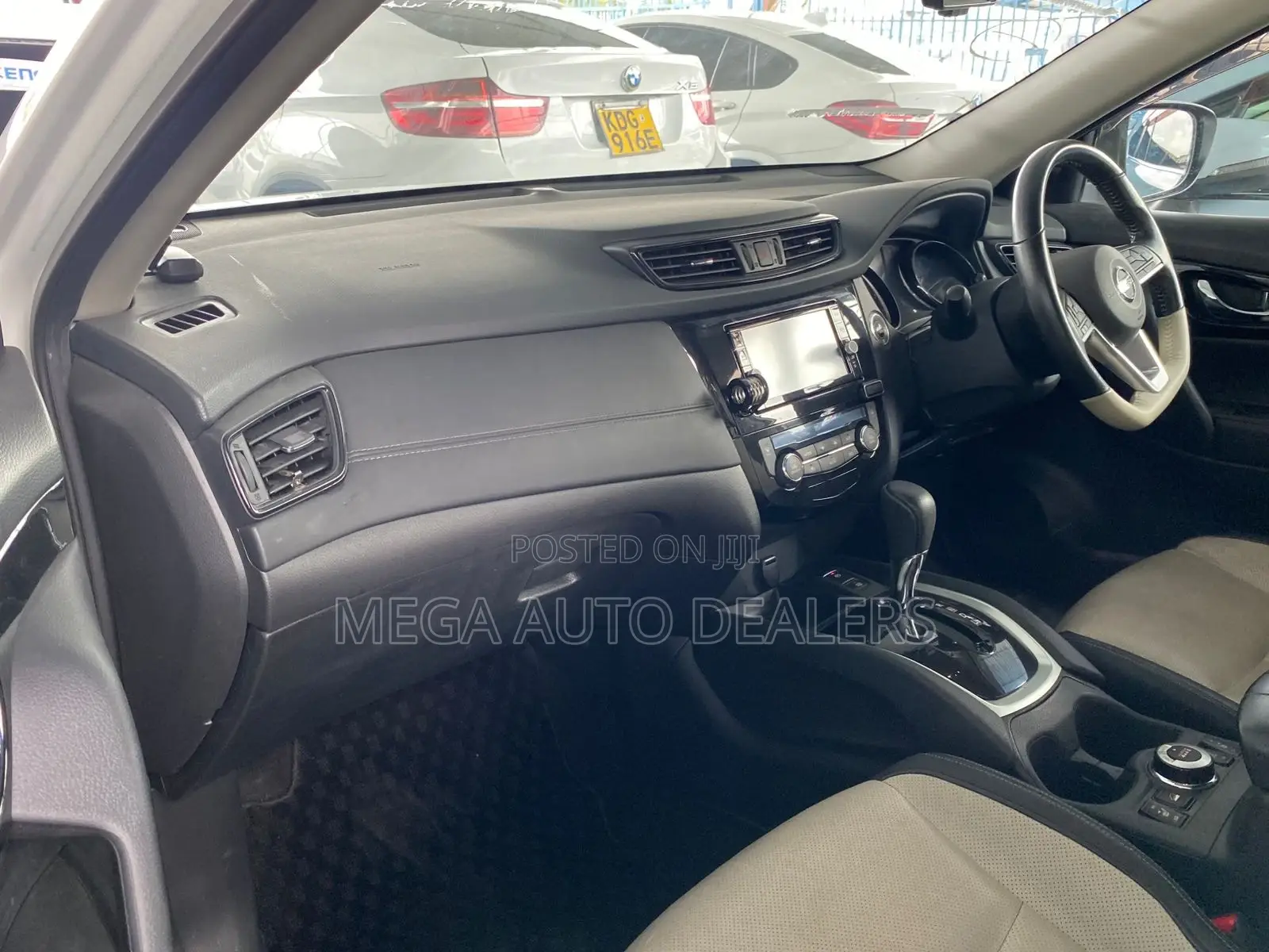 Nissan X-Trail 2018 White