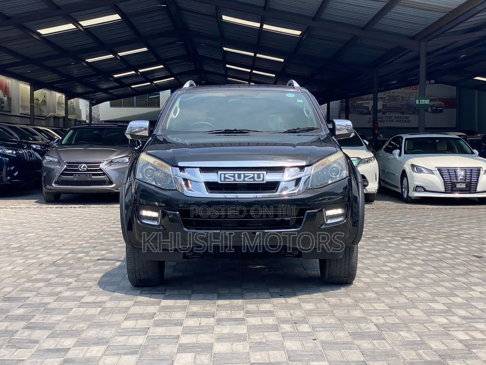 Isuzu D-MAX 2016 Black