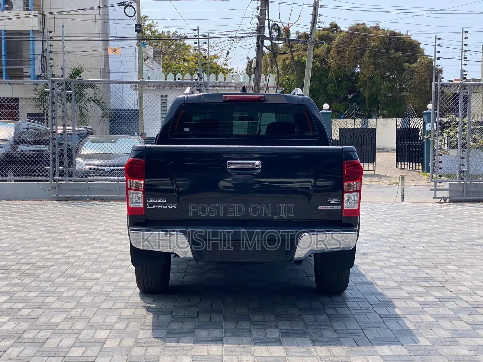 Isuzu D-MAX 2016 Black