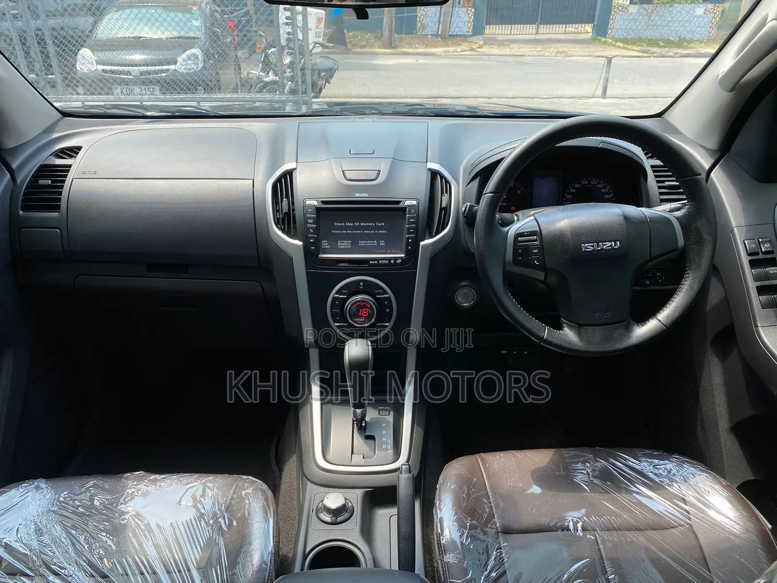 Isuzu D-MAX 2016 Black