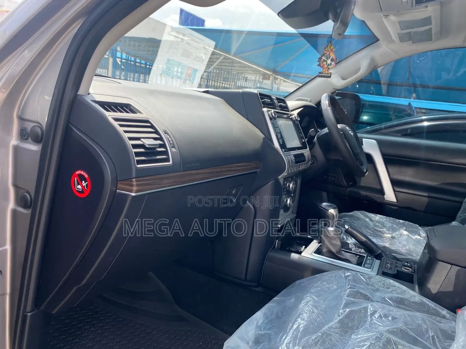 Toyota Land Cruiser Prado 2018 Gray