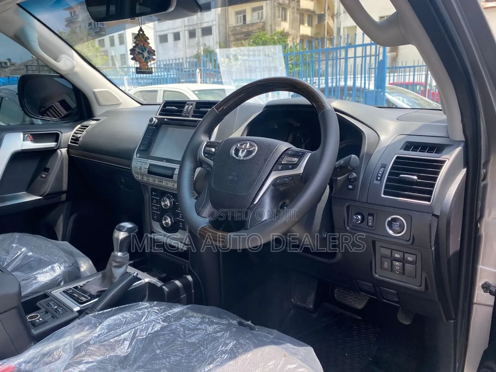 Toyota Land Cruiser Prado 2018 Gray