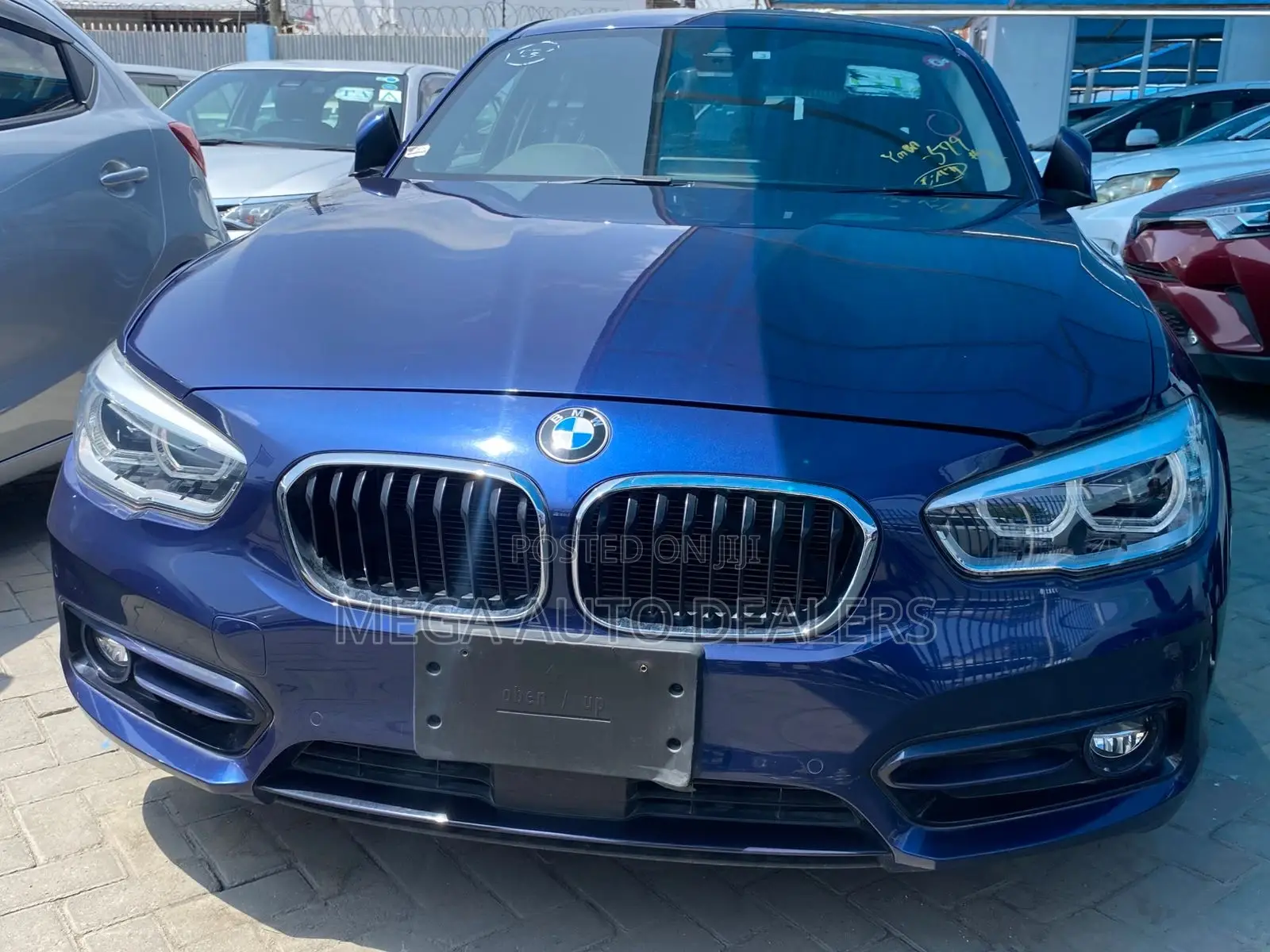 BMW 118i 2018 Blue