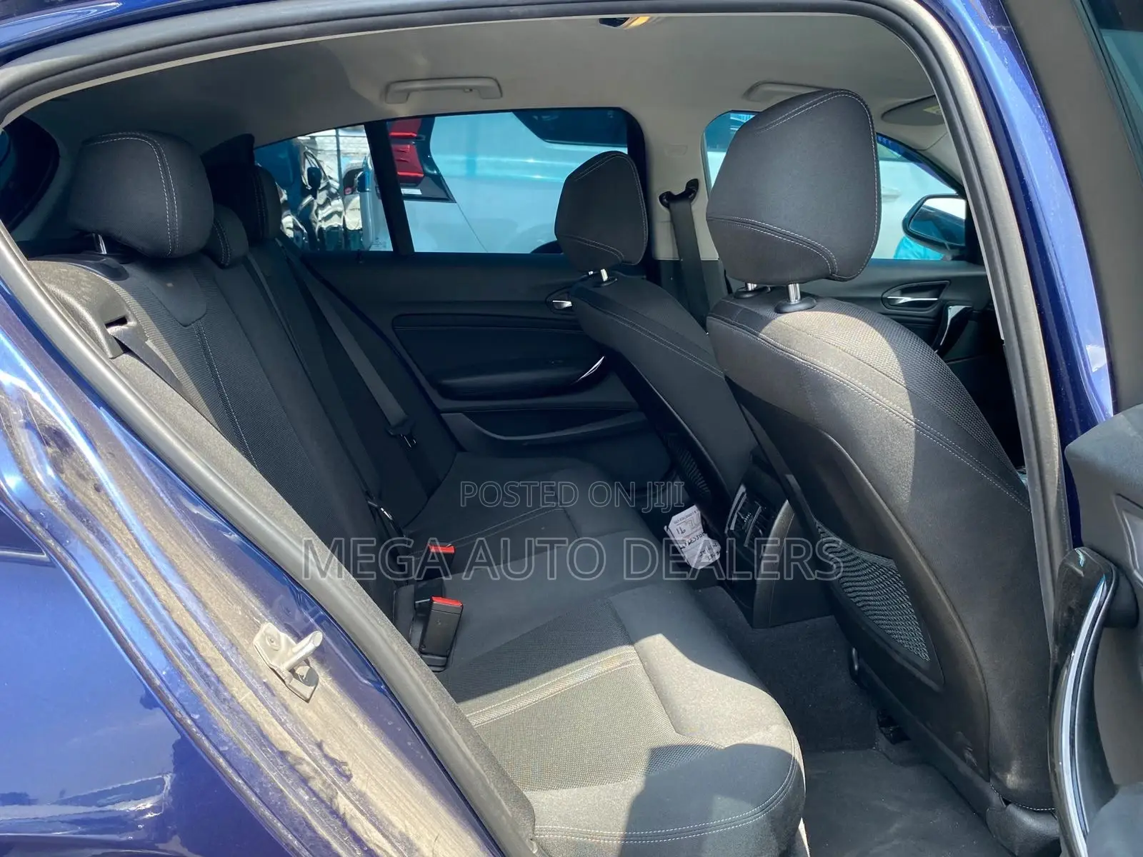 BMW 118i 2018 Blue