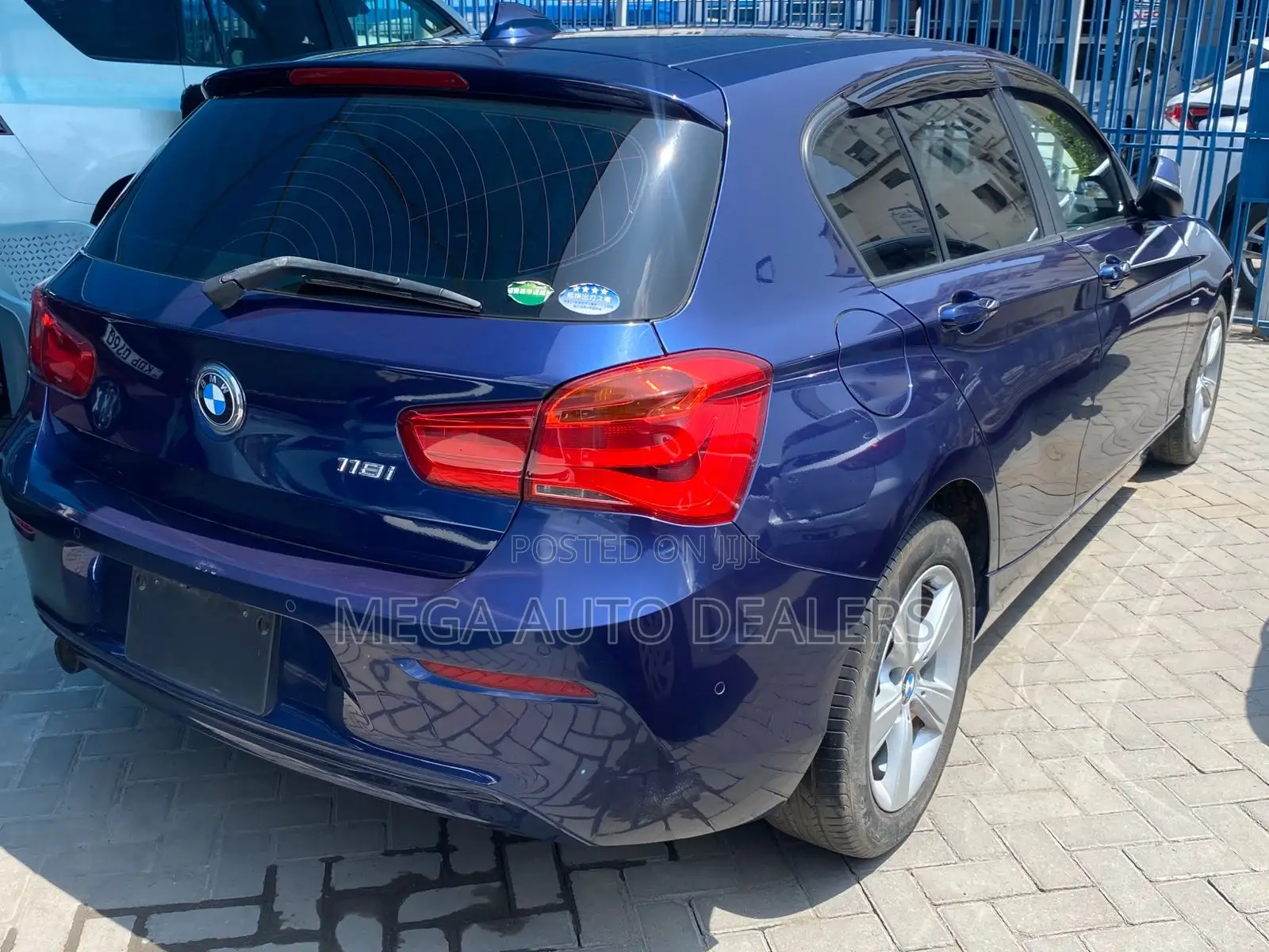 BMW 118i 2018 Blue
