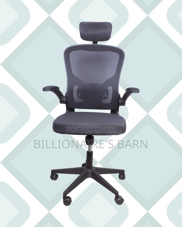 Grey Ergonomic Mesh Chair | Smooth Rolling Comfort for Busy Workdays | - thumbnail 4