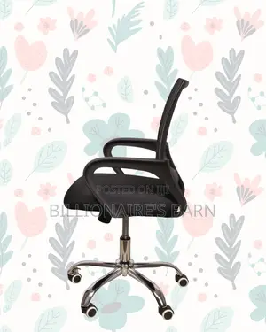 Black Compact Chair | Posture-Friendly Build for Daily Productivity