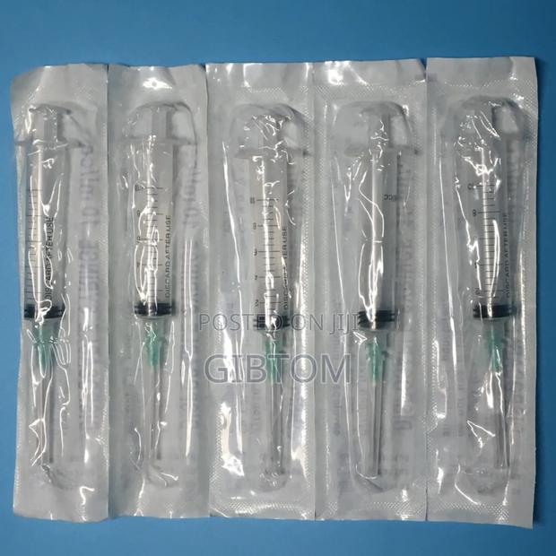 Disposable 5ml Pack of 5 Syringe Injection Needle and Syringe