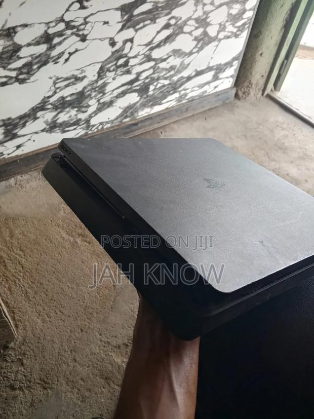 Ps4 Slim Console