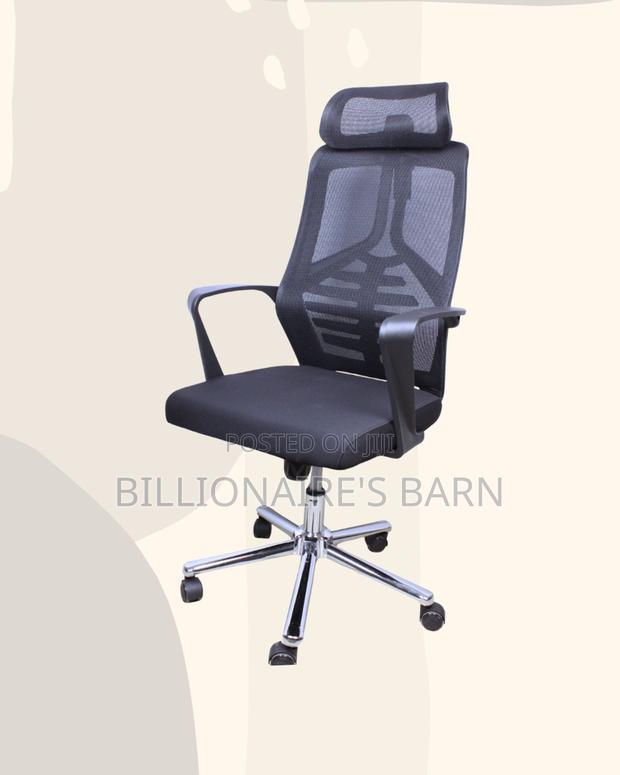 Black High-Back Mesh Chair | Cool Airflow for Kenya’S Warm Afternoons