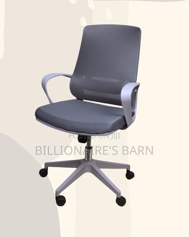 Grey Mid-Back Mesh Chair | Cool Airflow for Kenya’S Warm Afternoons | - thumbnail 4