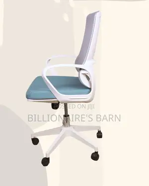 White Mid-Back Mesh Chair | Cool Airflow for Kenya’S Warm Afternoons |