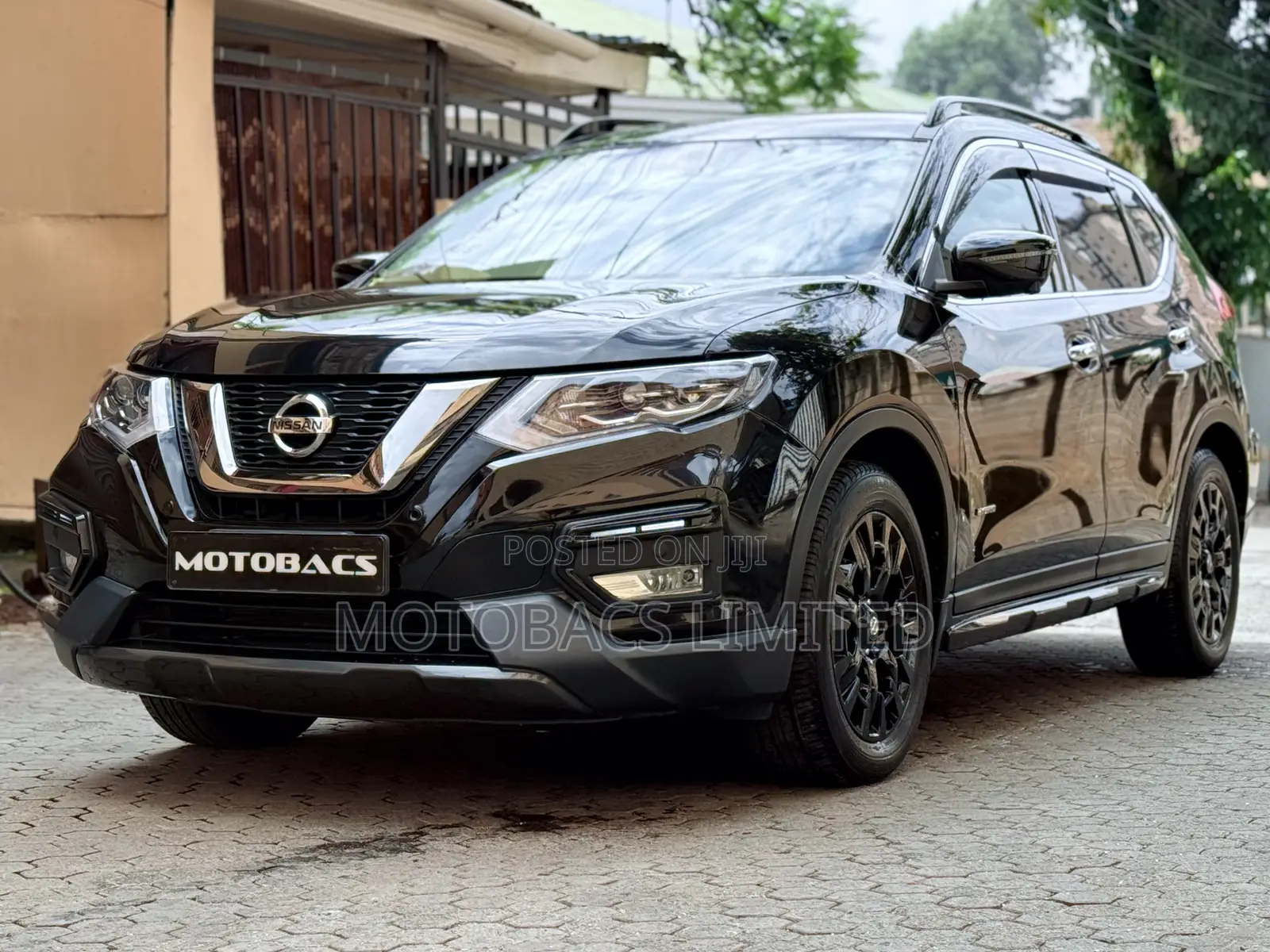 Nissan X-Trail 2.0 Hybrid AWD 2018 Black