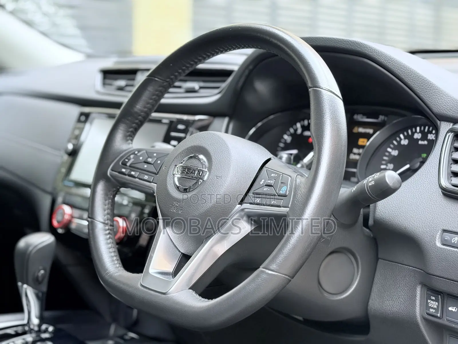 Nissan X-Trail 2.0 Hybrid AWD 2018 Black