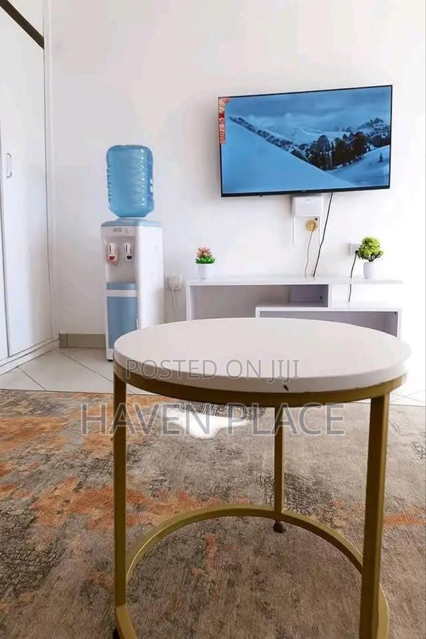 Studio, One, Two and Three Bedroom BNB Apartments - thumbnail 7