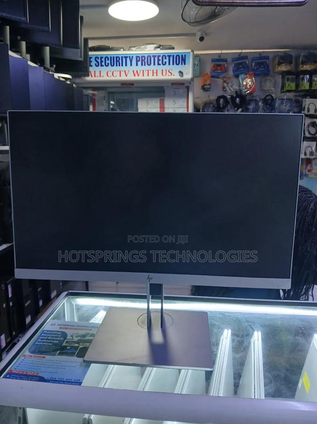 Hp E223 22" Monitor - main view