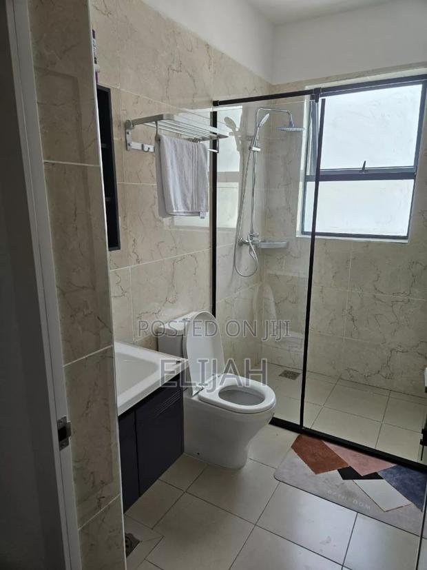 Executive 2bedroom Air BNB - thumbnail 4