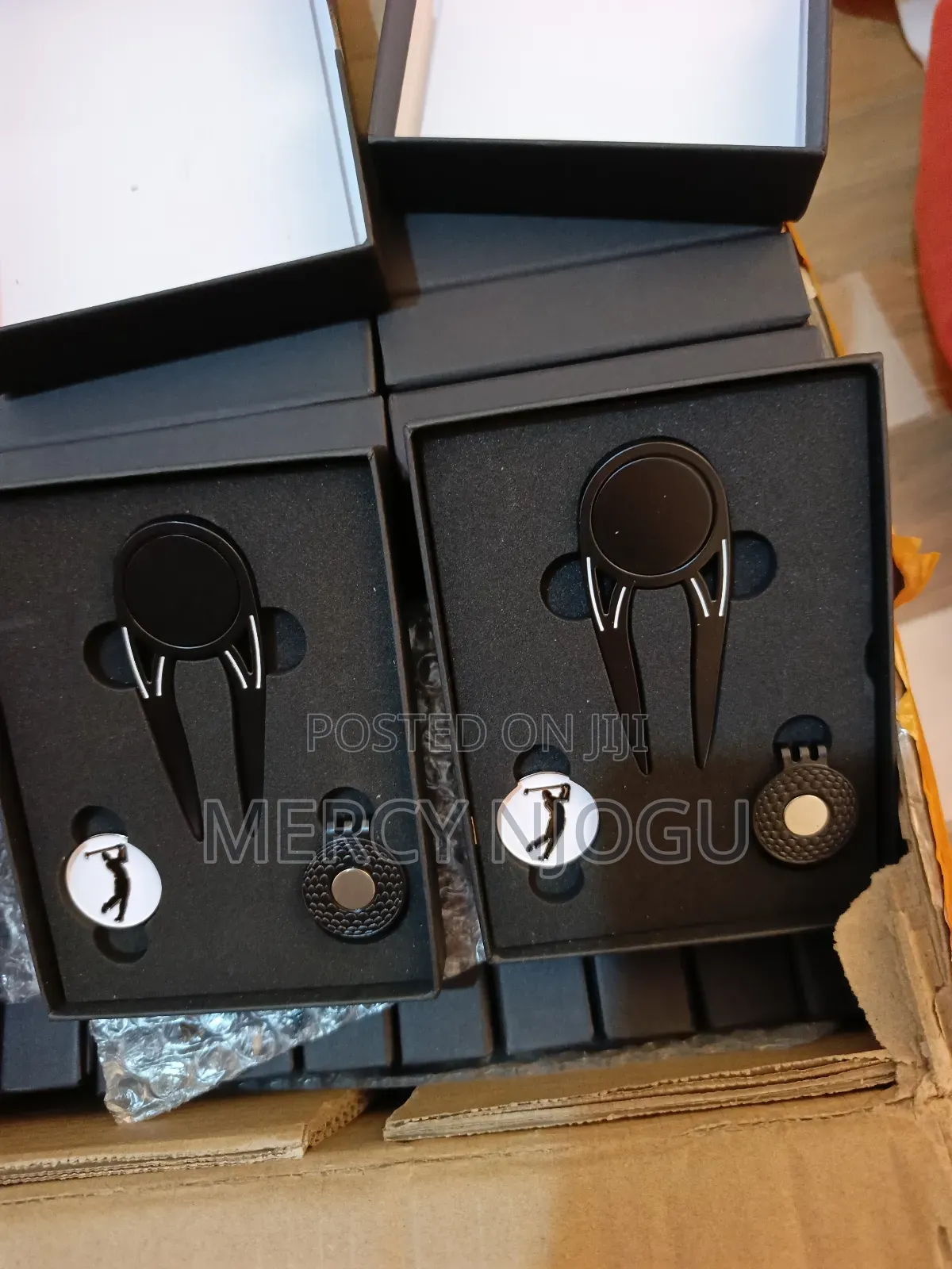 Golf Divot Repair Set