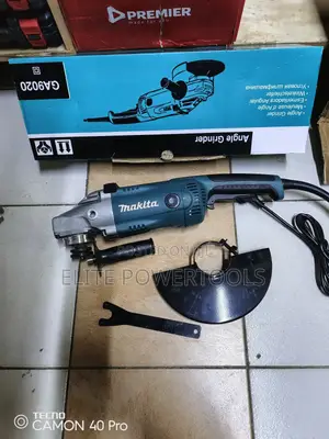 Makita 9" Grinder 2200w