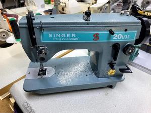 Singer 20u Sewing Machine - thumbnail 2
