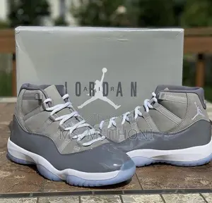 Jordan Air Jordan 11 Retro Sneakers Gamna Blue , Bred ,Cool Gray