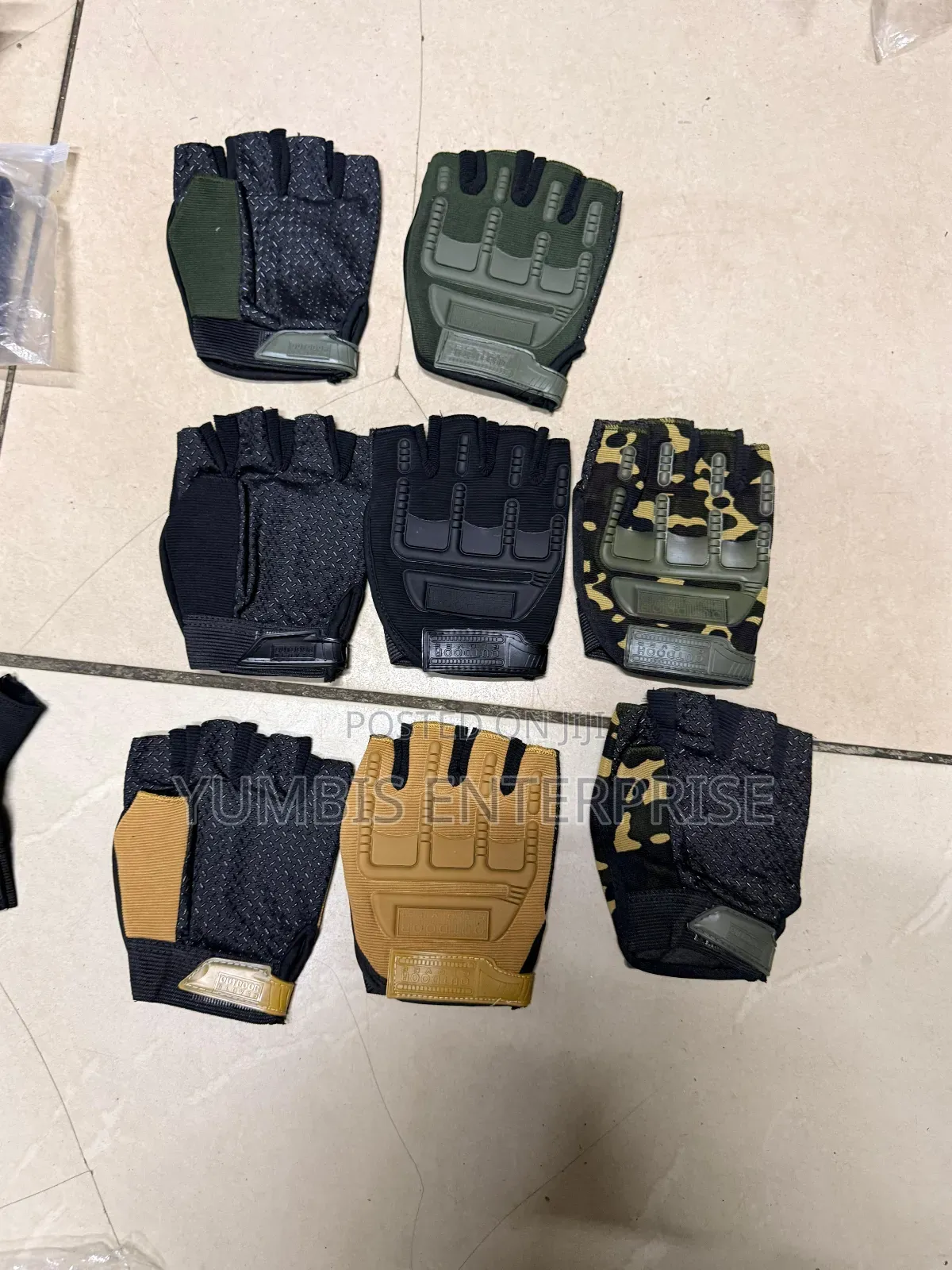 Quality Half Gym Gloves