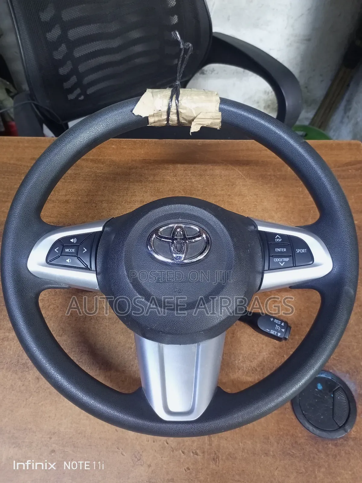 Passo Moda Steering Wheel