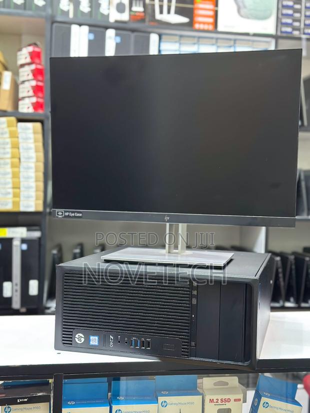 Desktop Computer HP Z240 32GB Intel Core i7 SSD 1T - main view