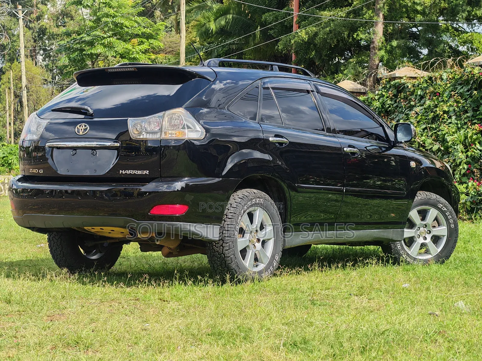 Toyota Harrier 2.4 2010 Black