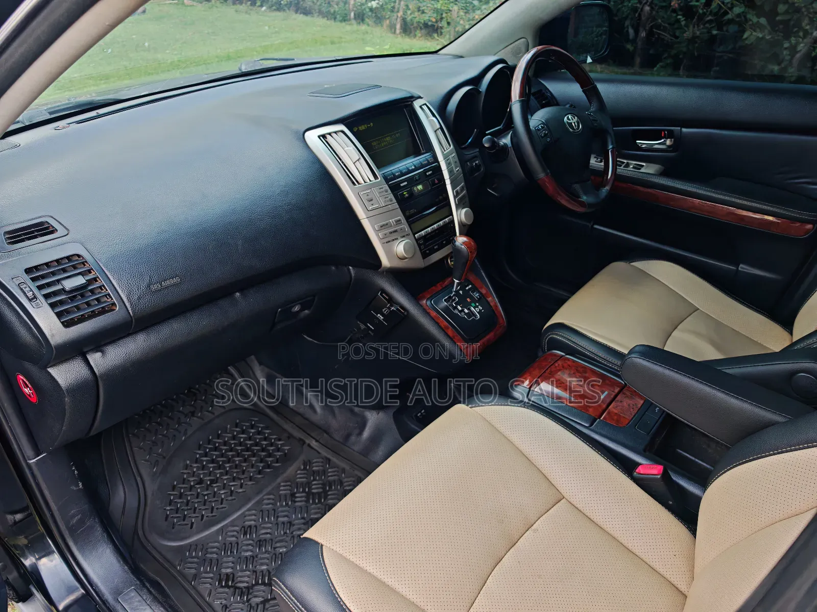 Toyota Harrier 2.4 2010 Black