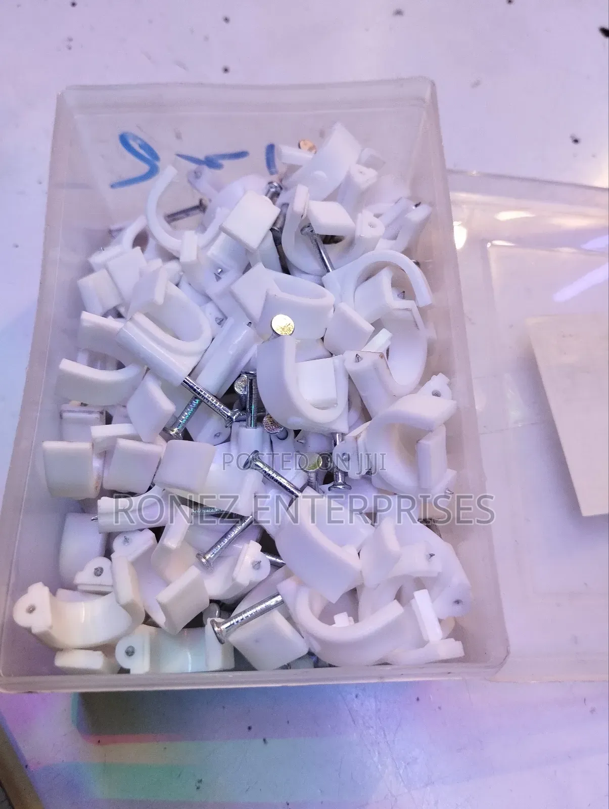 Cable Clips 12 Mm Round