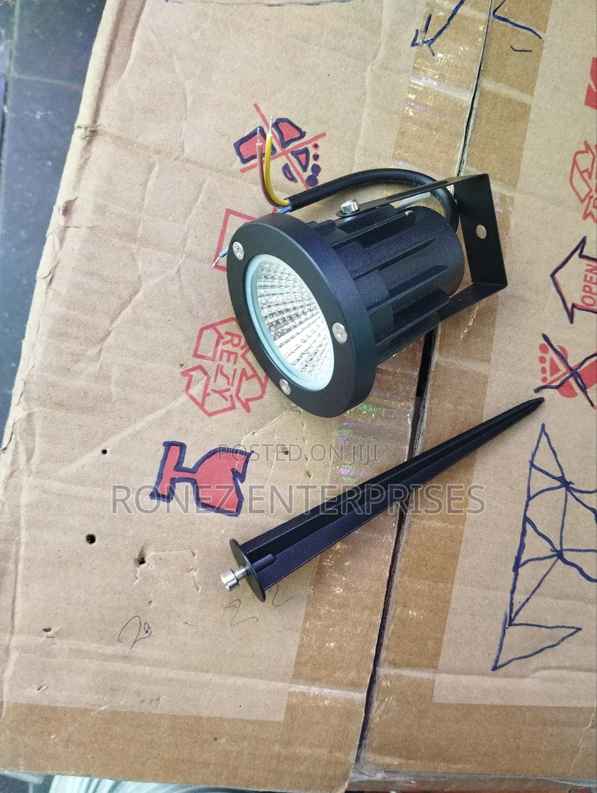 Ac Spike Lights 7wlts/10 WLTS