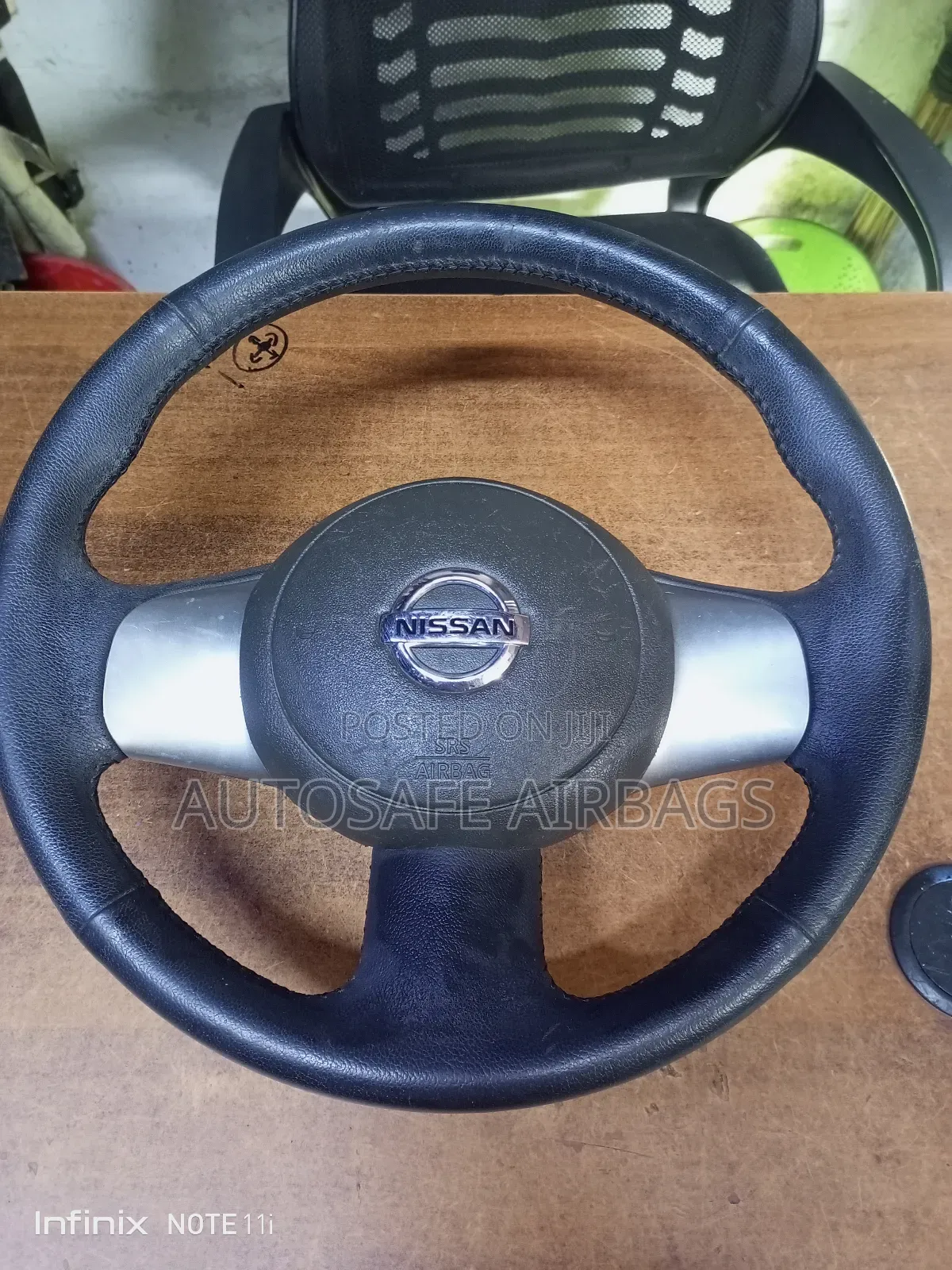 Nissan Note/March Steering Wheel